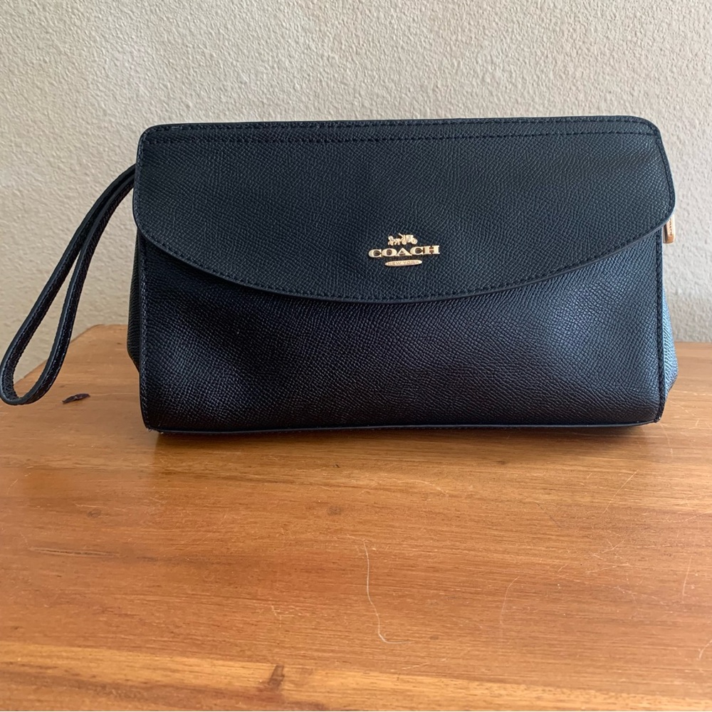 Authentic COACH Flap Clutch Black Leather Wristlet Bag - Like New